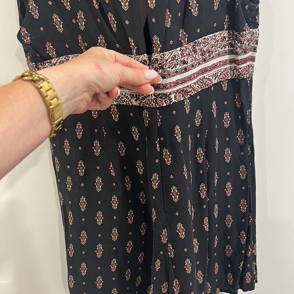 Ecote Patterned Romper - Picture 5 of 6